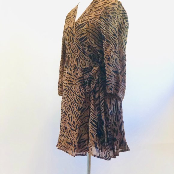 NWT GANNI MINI Georgette Wrap Dress, Tiger Pattern Size 12 (44) - Picture 4 of 14